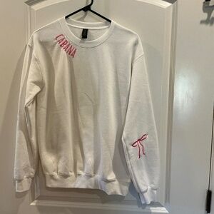 NWT Women’s  Sweatshirt-size SMALL